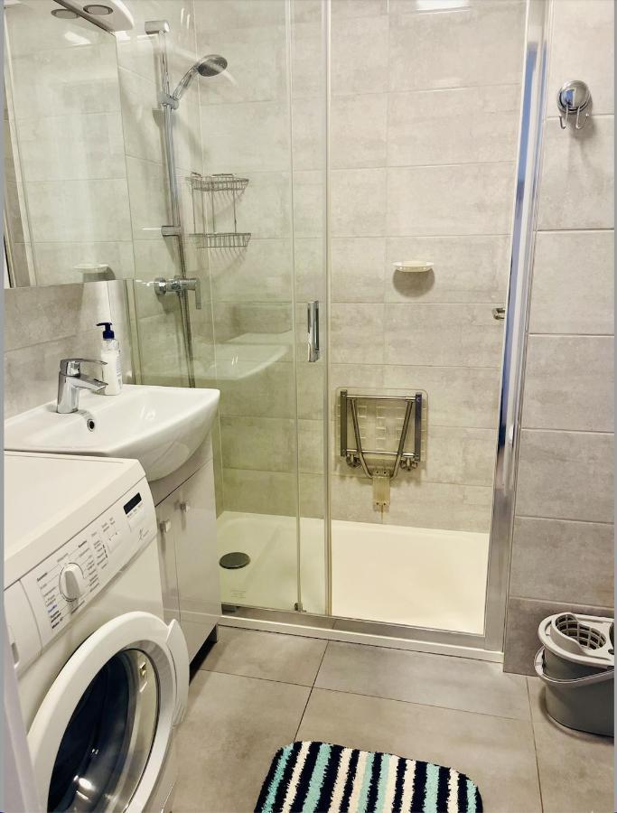 Przytulny Apartamencik Blisko Morza! Appartamento Danzica Esterno foto